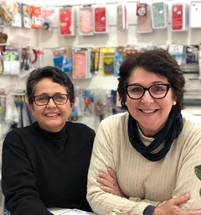 Anddreya e Dorelis, sócias da A&D Agro e Ferragem